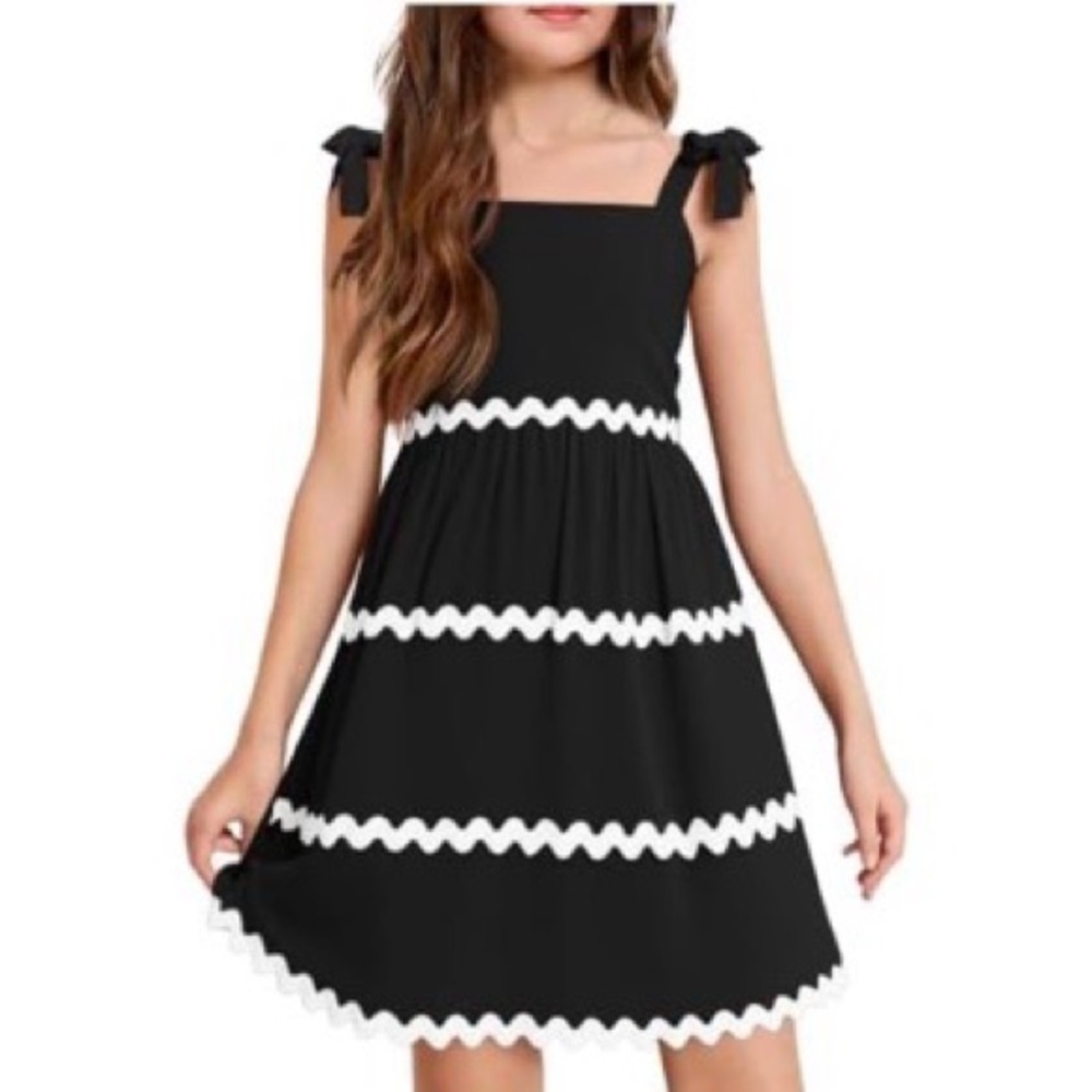 376 NIB Haloumoning Girl's Bowknot Strap Smocked Summer Dress -Size: 150 (11-12)